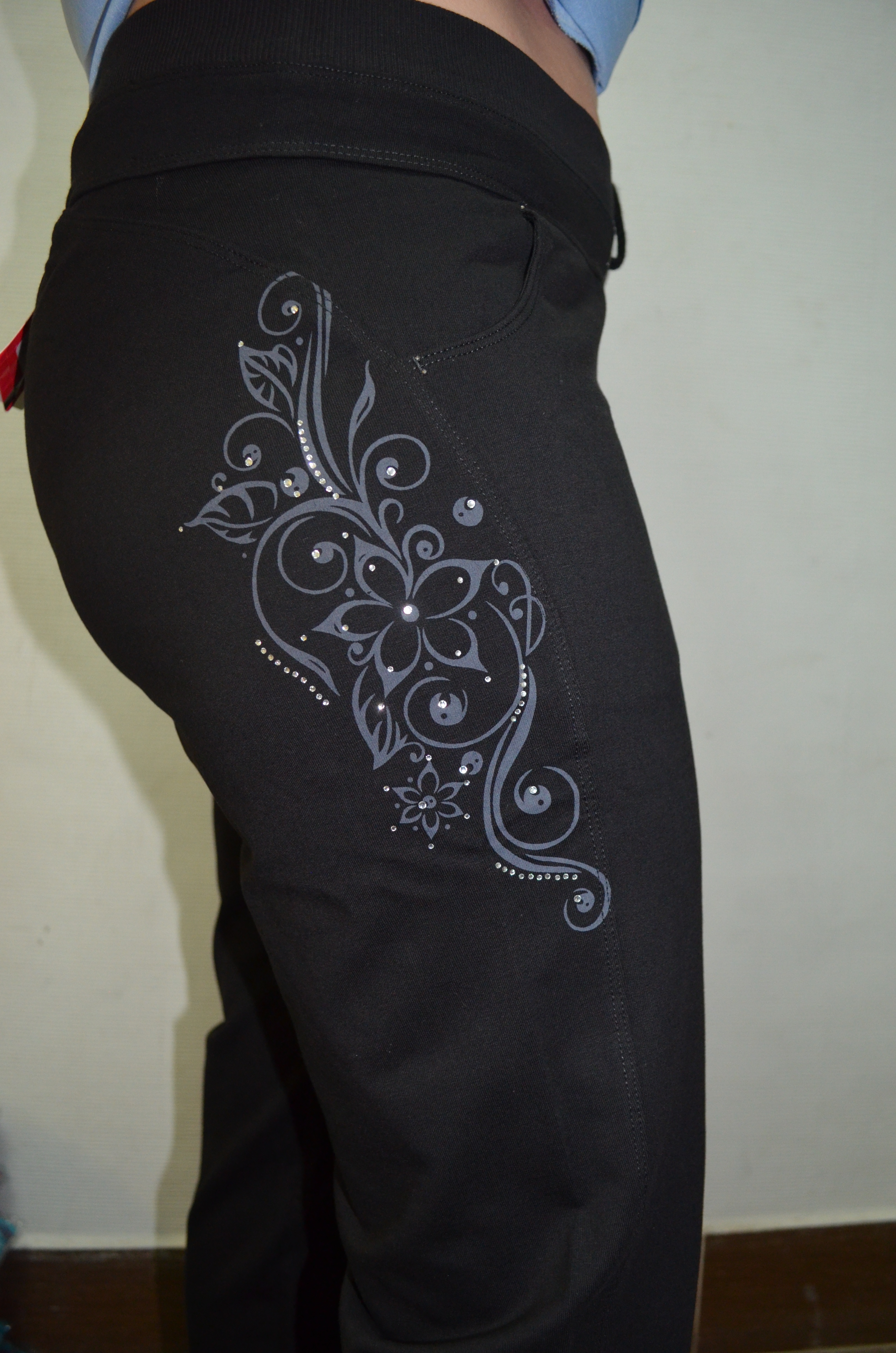 EXTORY EM 07B6.0011 брюки женские на манжете черный (S-XL)